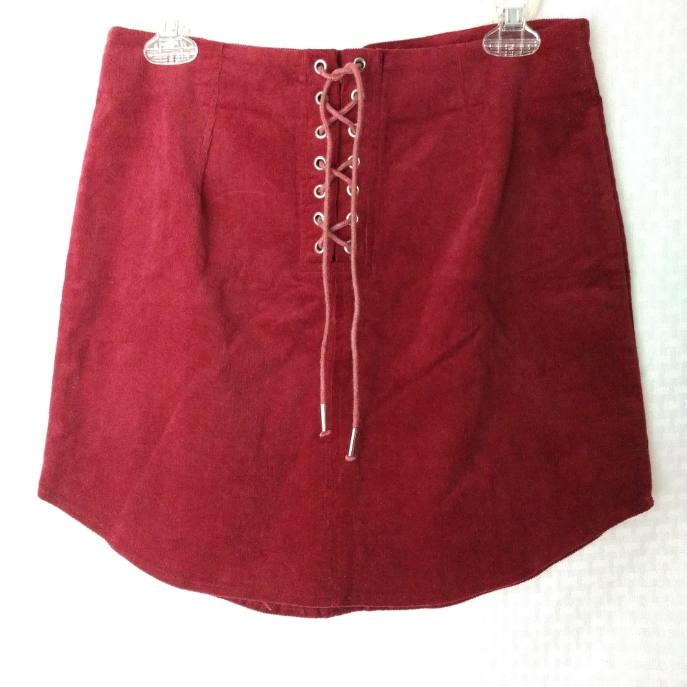 NEW Charlotte Russe Corduroy Mini Skirt Lace Up Detail Maroon Size Juniors Large